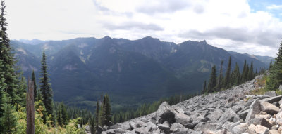 2015 08 05_Hike_0029-0031_stitch.jpg