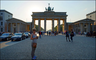 Eva at Brandenburger Tor.......