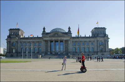 Eva in segway-traffic.The Reichstag,Berlin......