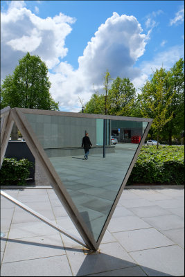 Triangular mirror.....