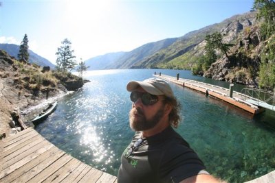 Kayaking Lake Chelan