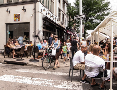 Street fair dining