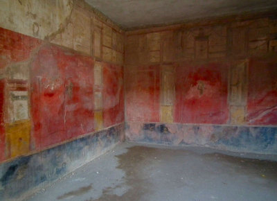 Wall paintings_looks like a Roman petrol pump on left hand side_Fullonica di Stephanus
