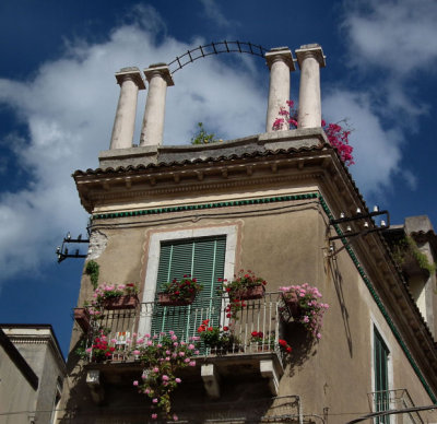 Taormina flower rooftop