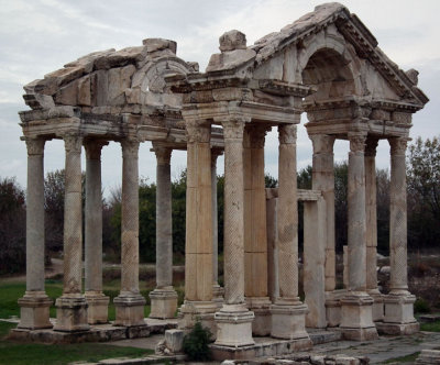 Aprodisias_Gateway to Temple of Aphrodite 