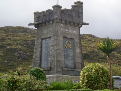 Harris_Tarbert_war memorial