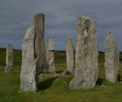 Lewis_Callanish_central stones in sunlight
