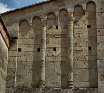 Badia a isloa abbey exterior