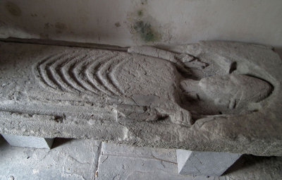 Kilfenora_St Fachtnans or Fachanans Cathedral_tomb marker