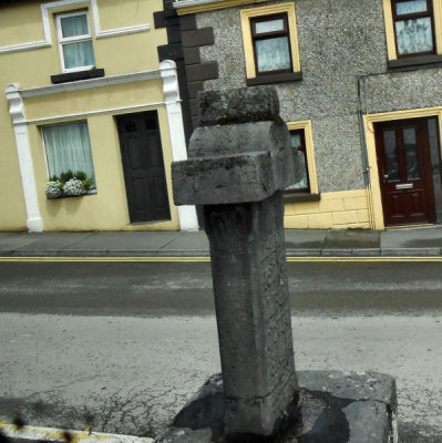 Cong_Stone Cross from coach