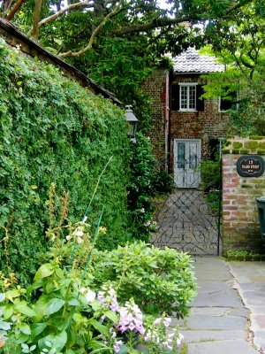 doors, gates & walls (19)