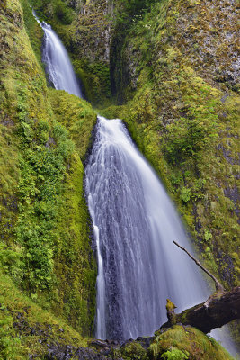 OR - Columbia River Gorge Wahkeena Falls 2.jpg
