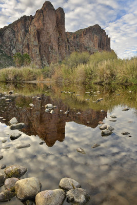 AZ - Salt River Bullfrog Rock Cloudy Morning 1