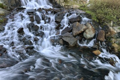 CA - 20 Lakes Basin - Steelhead Lake Falls 1