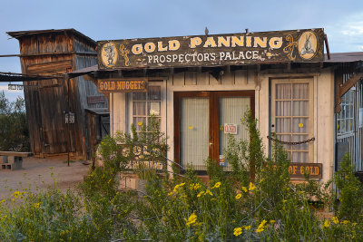 Goldfield - Gold Panning 2.jpg