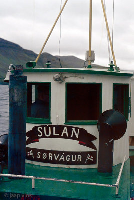 Mail boat between Srvagur and Mykines - Postboot tussen Srvagur en Mykines