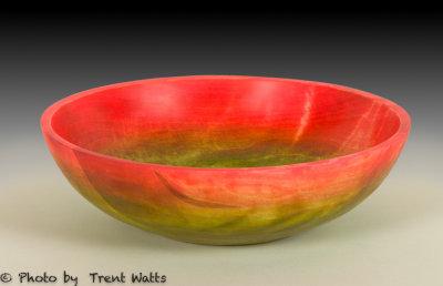 Birch bowl colored with dyes.