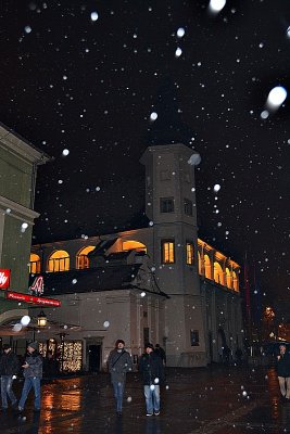 Snowing in Maribor  DSC_0274xpb