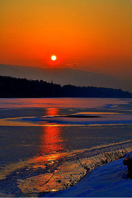 Sunset   Ice on the river  dsc_0391ggxpb