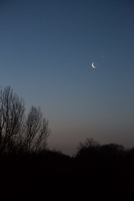 Feb 26 - Conjunction (Venus and the Moon)