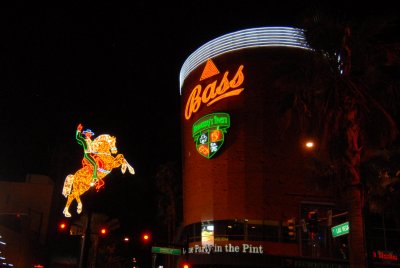 Las Vegas-A little old neon