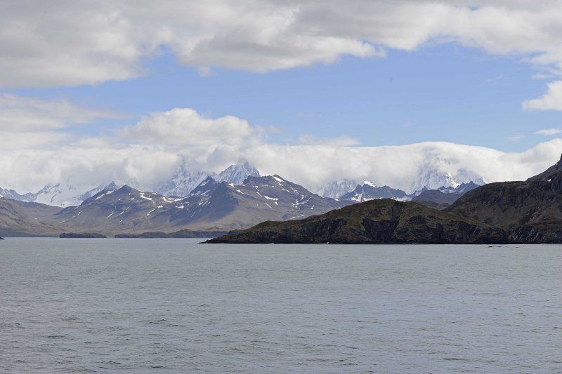 Mountains near Fortuna Bay