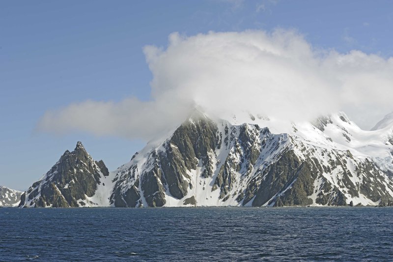 Mountains & Glaciers on Elephant Island