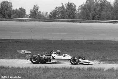 9th Bob Lazier Lola T330 [HU20] - Chevrolet V8   