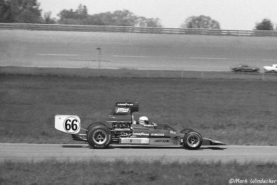 2nd Derek Bell Lola T330 [HU14] - Chevrolet V8   