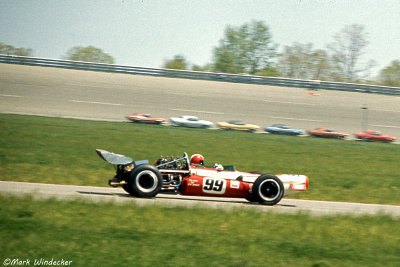 DNQH Roger Bighouse Lola T142 [SL142/21] - Chevrolet V8  
