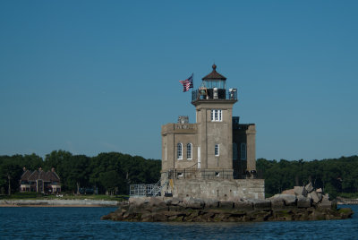 Huntington Harbor Lighthouse - 20150723-082617-_2002130.jpg