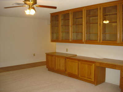 Family Room_3.jpg