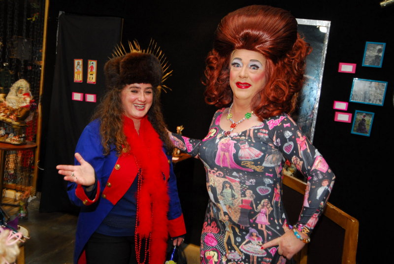 AB 141115 ClosingArtistsReception 058.JPG