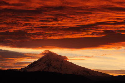Early this morning looking toward Mt Hood Oregon