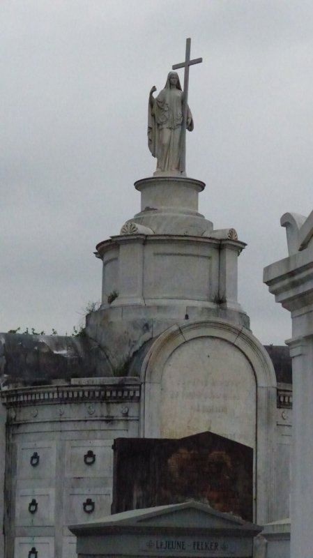 St. Louis Cemetery No. 1