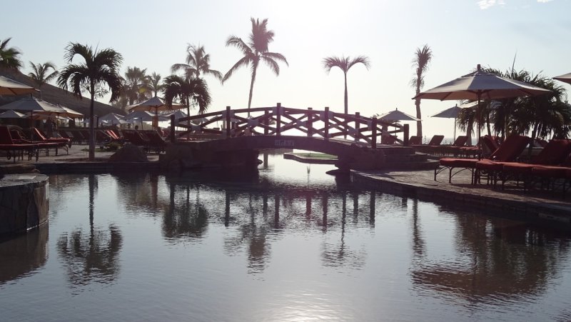 Hacienda del Mar Beachside Pool