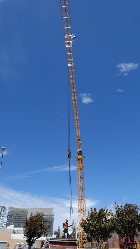Folsom Street Crane
