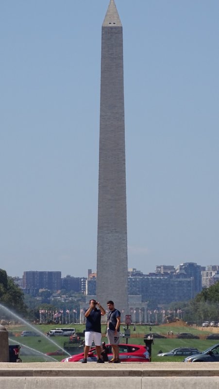 Washington Monument Selfie