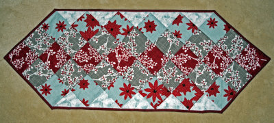 Margarets Xmas Table Runner.jpg