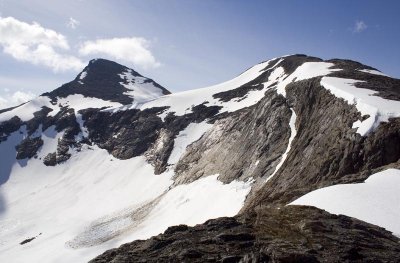 Suliskongen, 1907 meters high