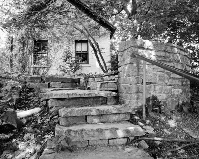 Old Steps to Garage