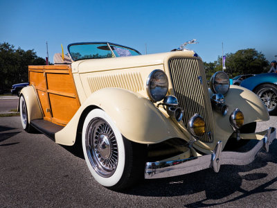 Ford Woody Convertible
