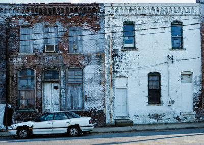 Old Bldg n Rusty Car