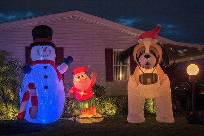 Snow Man Santa an St Bernard