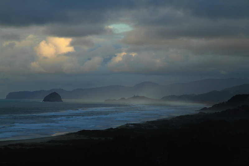 Sunrise at Neskowin, Oregon
