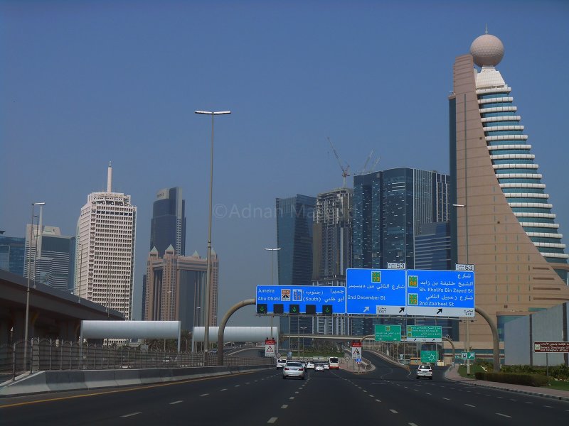 Sheikh Zayed road.jpg