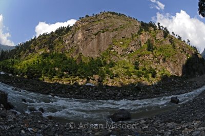Kaghan Valley and Kunhar river.jpg