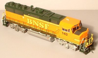 Athearn RTR BNSF #143