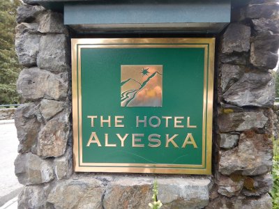 Alaska - Day 1 - Alyeska Resort 008.JPG