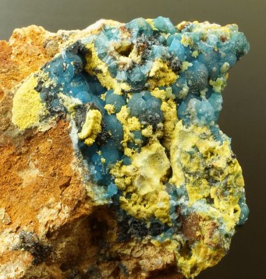 Plumbogummite with mimetite and hollandite, 5 cm specimen, DryGill Mine, Caldbeck Fells, Cumbria. ex. T. Nikischer.